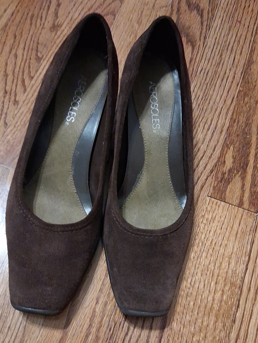 AEROSOLES Brown Suede Square-Toe Flats
